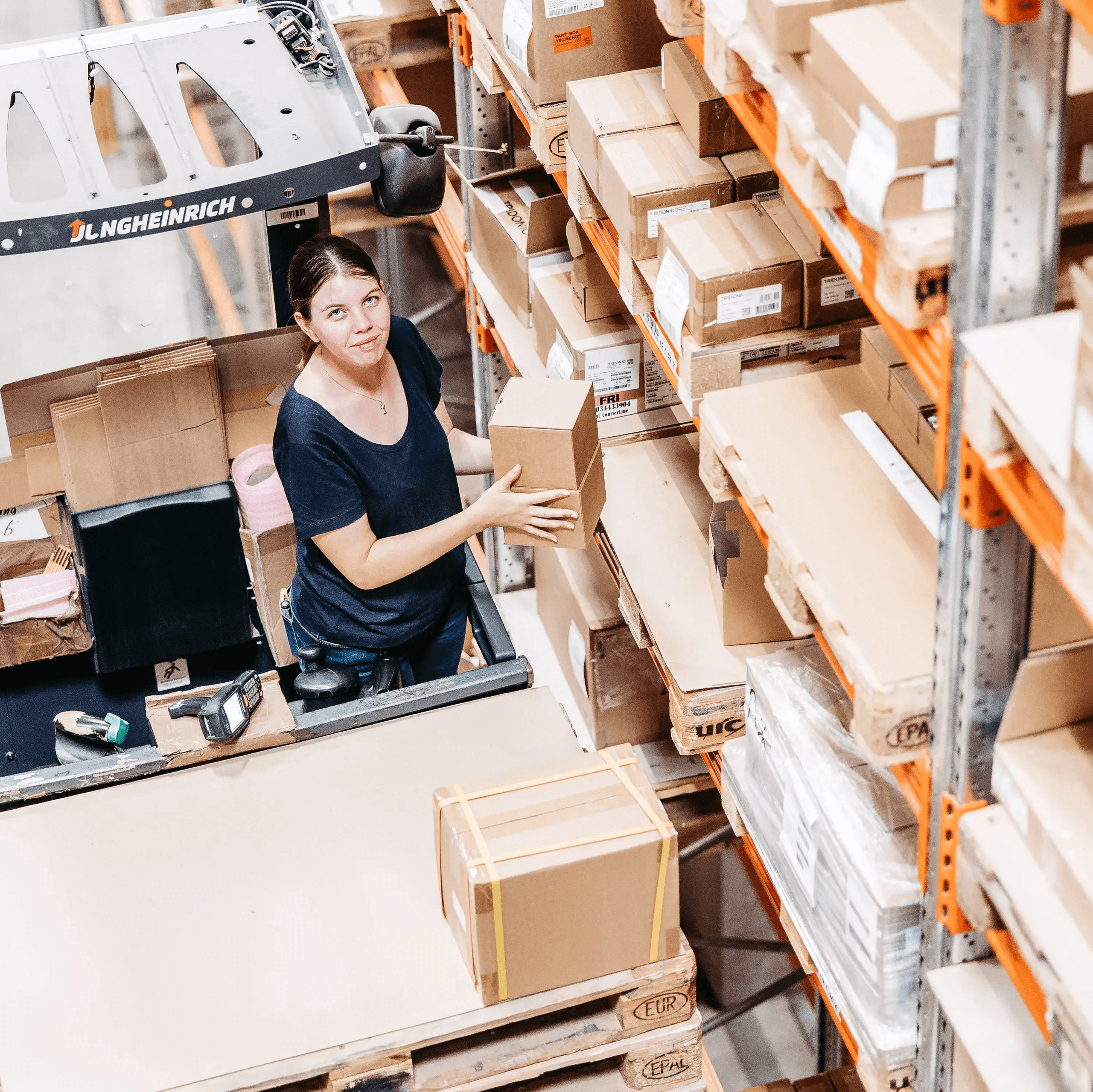 Gebrüder Weiss Reference